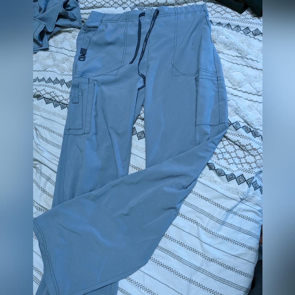 Carhartt Force light grey Medical Scrub Pants - Women's Size medium